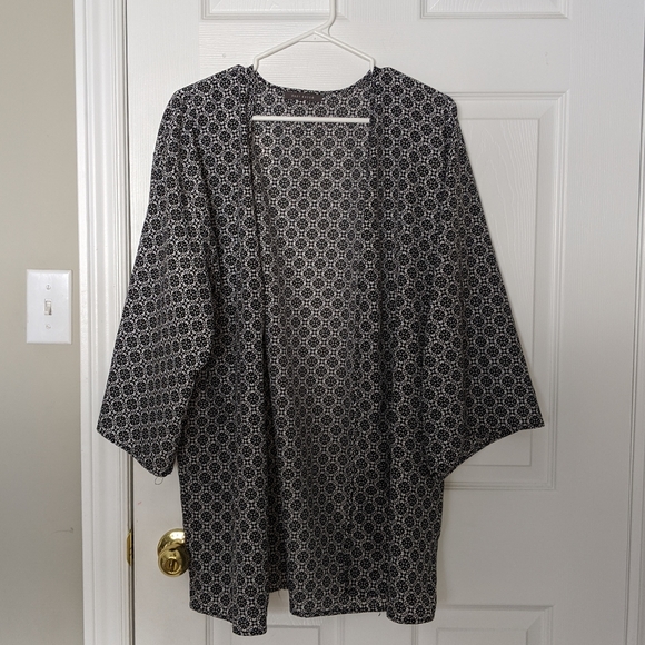 Throw over - Picture 1 of 1